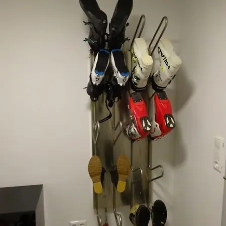 Gemuetliche Dachgeschosswohnung Mit Balkon & Garten * فوش ان دير غلوكنه