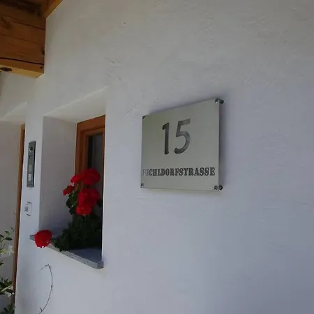 Gemuetliche Dachgeschosswohnung Mit Balkon & Garten Fusch an der Glocknerstraße